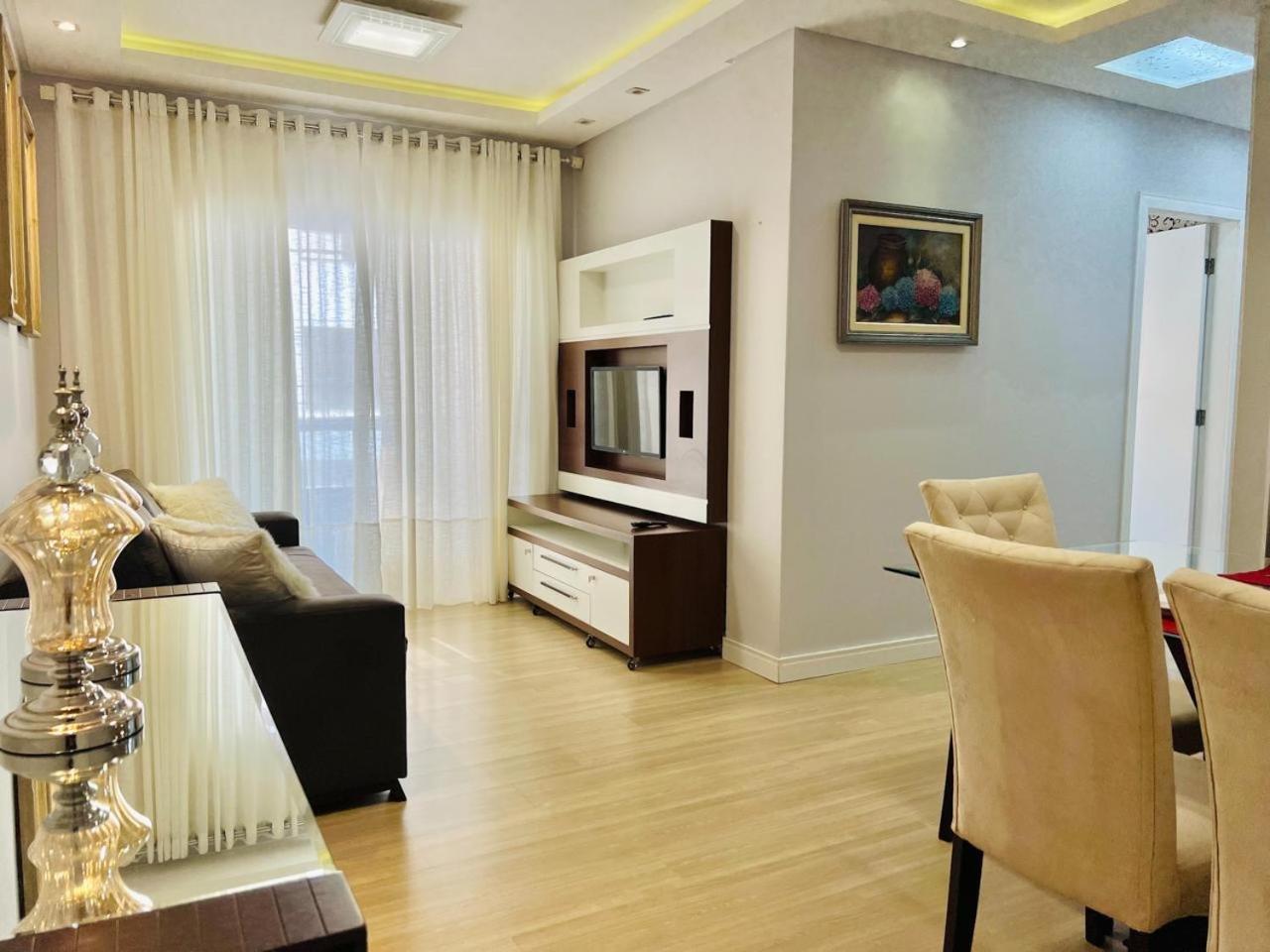 Lindo Apto Balneario Camboriu 1200 M Praia Central Kültér fotó