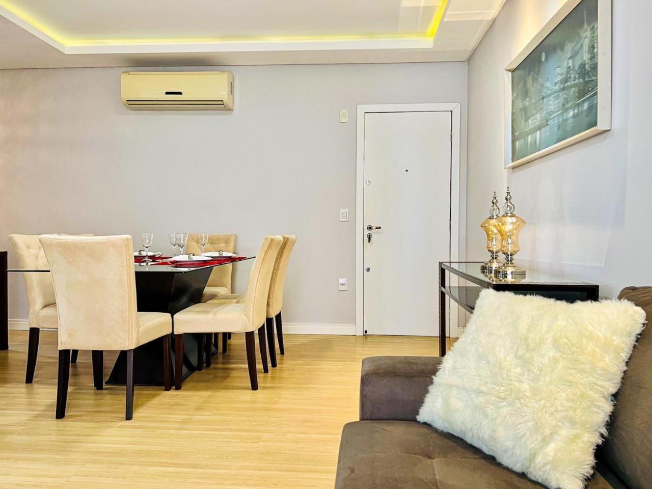 Lindo Apto Balneario Camboriu 1200 M Praia Central Kültér fotó